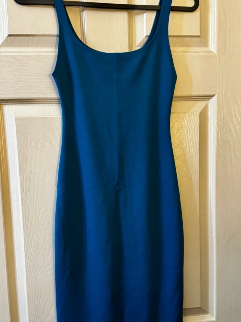 Scoop Neck Sleeveless Bodycon Dress in Blue